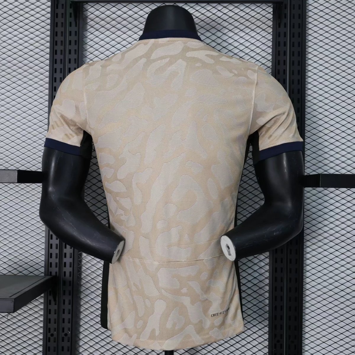 Camiseta Manga C «Paris Jordan Fourth» - Imagen 3